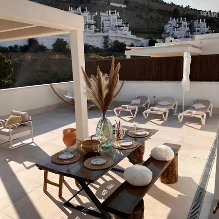 Tropical Penthouse With Big Roof Terrace Apartment Malaga