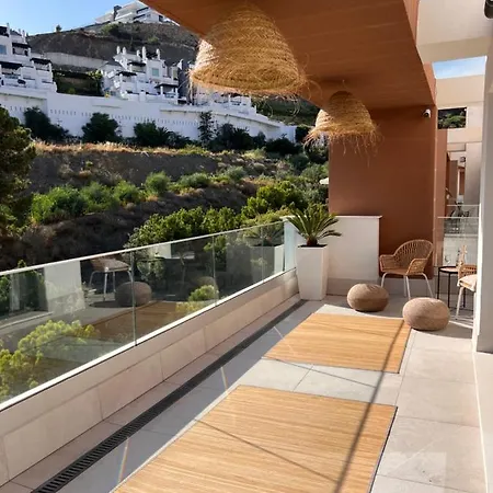 Apartment Tropical Penthouse With Big Roof Terrace Malaga
