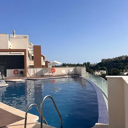 Tropical Penthouse With Big Roof Terrace *
