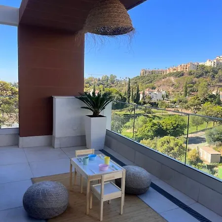 Tropical Penthouse With Big Roof Terrace *