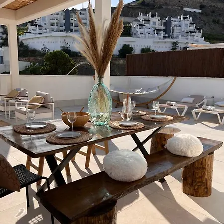 Tropical Penthouse With Big Roof Terrace Appartamento Málaga
