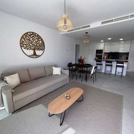 Apartamento Tropical Penthouse With Big Roof Terrace
